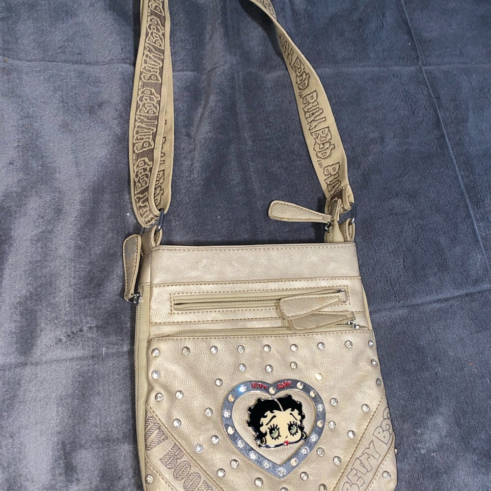 Betty Boop Gold Crossbody Bag with Heart Design